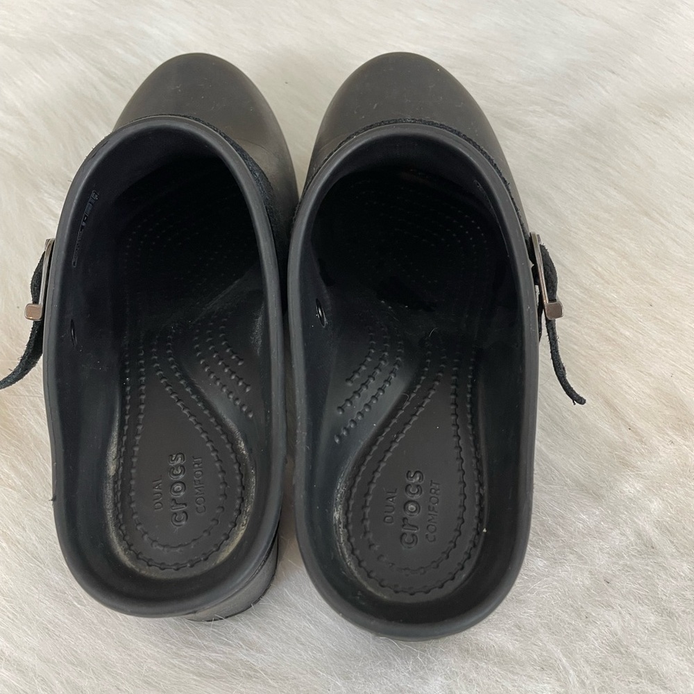 Crocs Sarah dual comfort Clogs Black Women's 8 - Picture 3 of 11